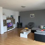 Sara Apartamento Posedarje