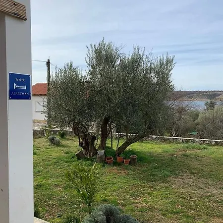 Apartament Sara Posedarje