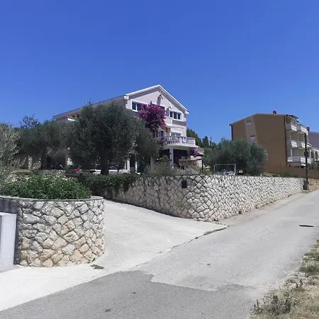 Sara Apartament *