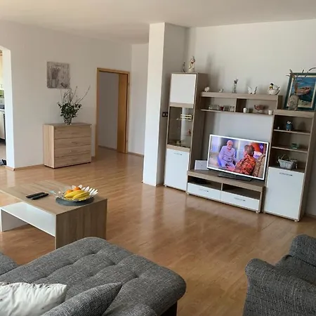 Apartamento Sara Posedarje